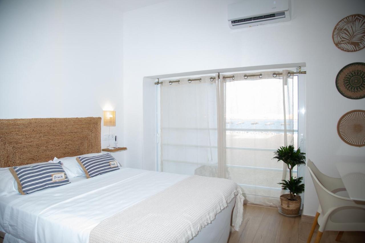 Hostal Playa Dreams Nautico Adults Garrucha Bagian luar foto