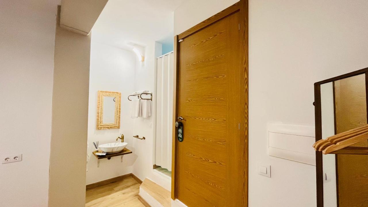 Hostal Playa Dreams Nautico Adults Garrucha Bagian luar foto