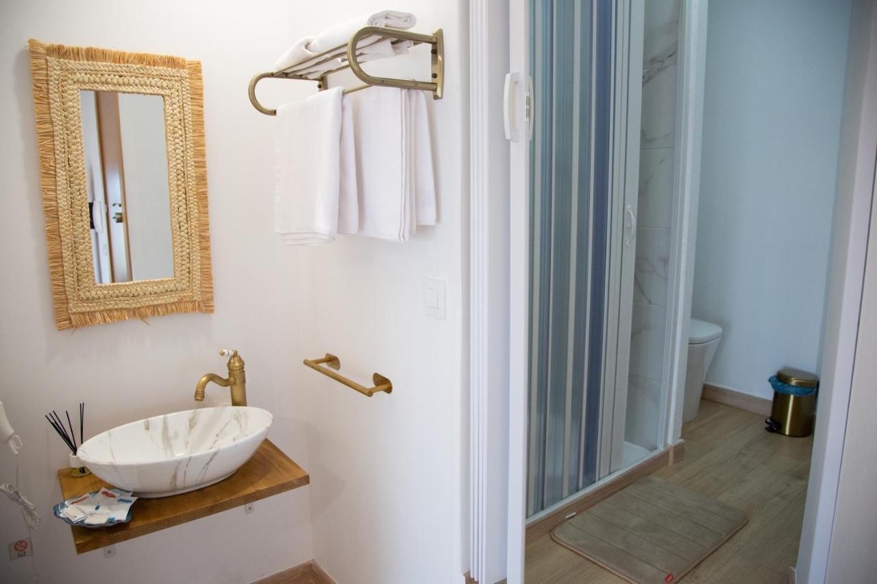 Hostal Playa Dreams Nautico Adults Garrucha Bagian luar foto