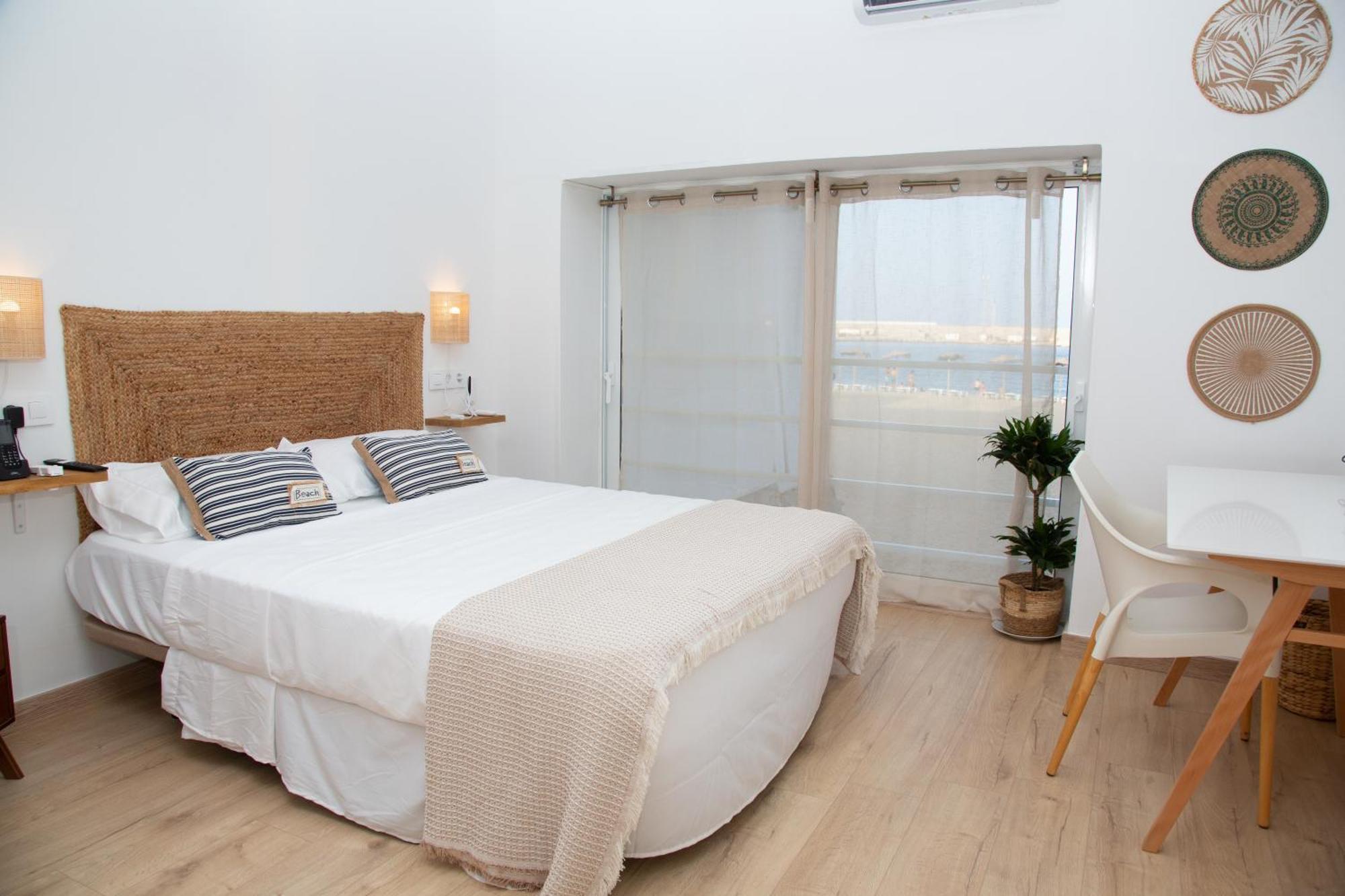 Hostal Playa Dreams Nautico Adults Garrucha Bagian luar foto