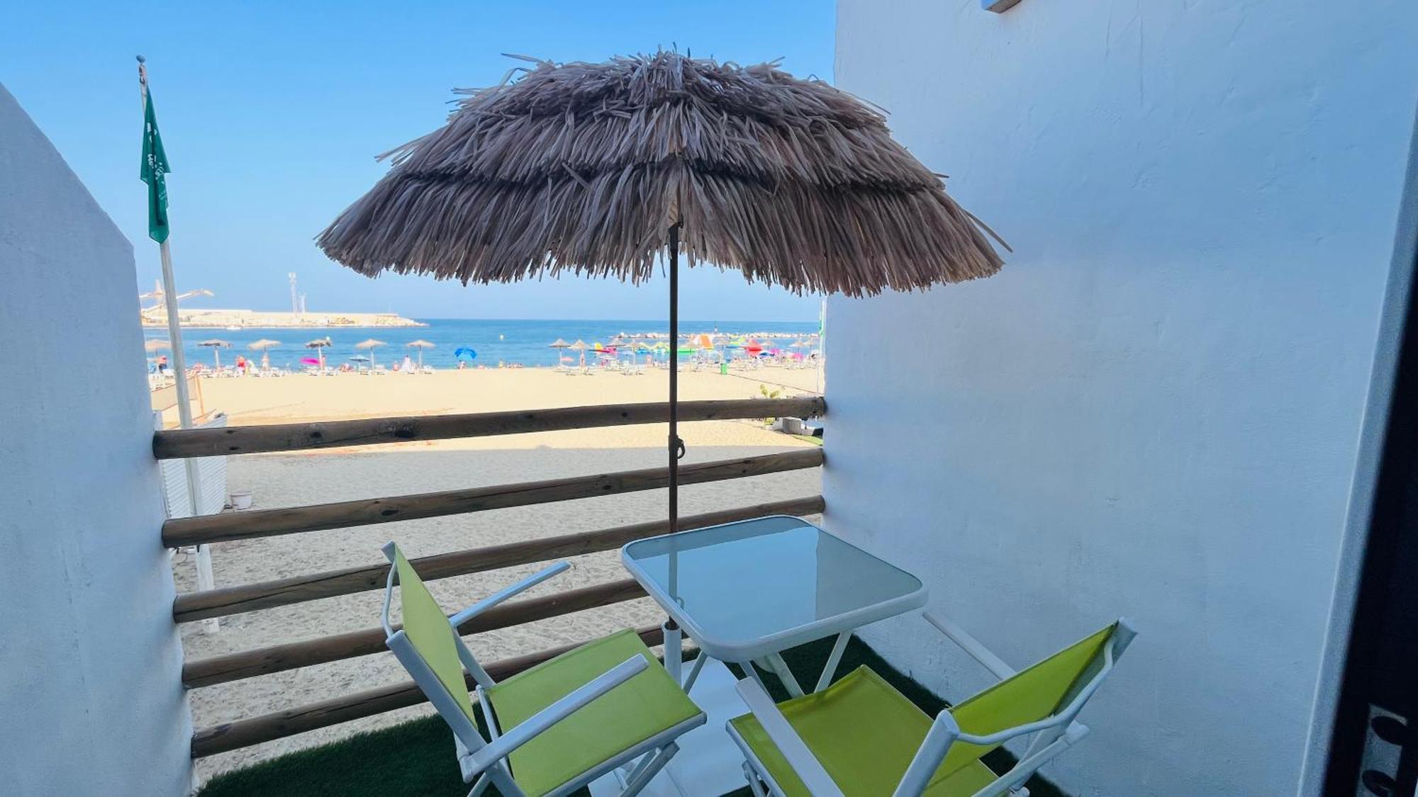 Hostal Playa Dreams Nautico Adults Garrucha Bagian luar foto